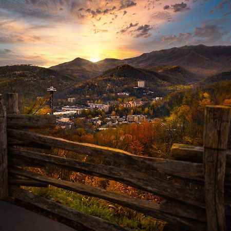Tranquility Hollow, Indoor Pool, Game Room, 1089 Free Tickets Each Paid Day, Dollywood And More! Sevierville Bagian luar foto