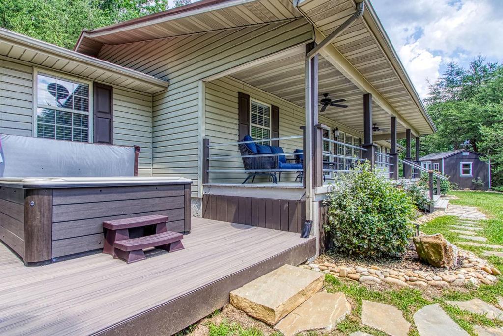 Tranquility Hollow, Indoor Pool, Game Room, 1089 Free Tickets Each Paid Day, Dollywood And More! Sevierville Bagian luar foto